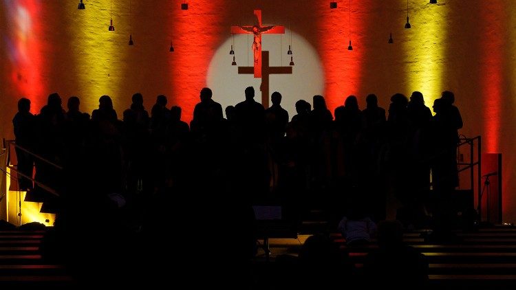 Wer singt, betet doppelt