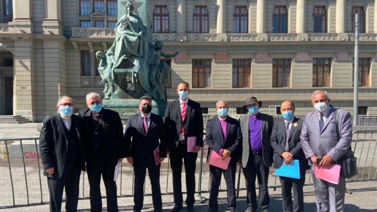 Representantes de diversas Confesiones Religiosas de Chile concurrieron al Ex Congreso Nacional 