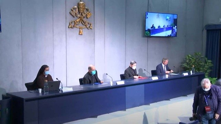 Presentación de la Jornada Mundial Misionera 2021 en la Sala de Prensa de la Santa Sede