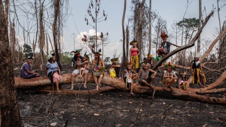 Des autochtones de l'Amazonie brésilienne 