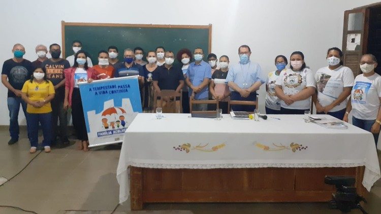 Ação missionária “Aldeia educativa e acolhedora"