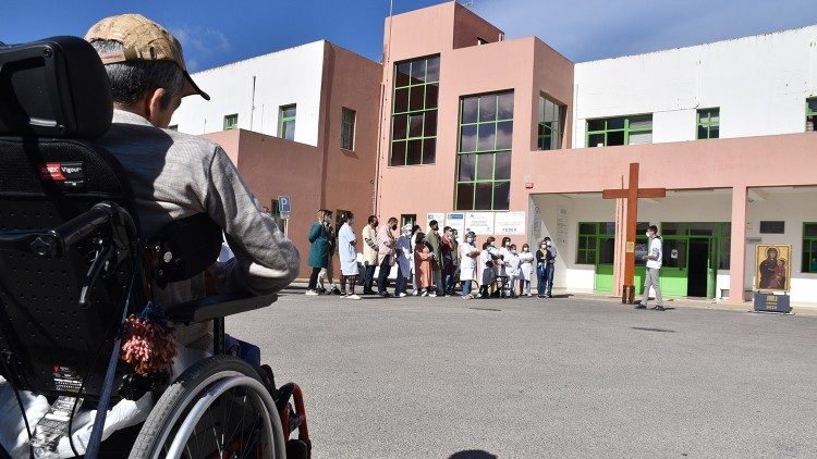 Símbolos da JMJ na Fundação Irene Rolo, Algarve (Portugal)