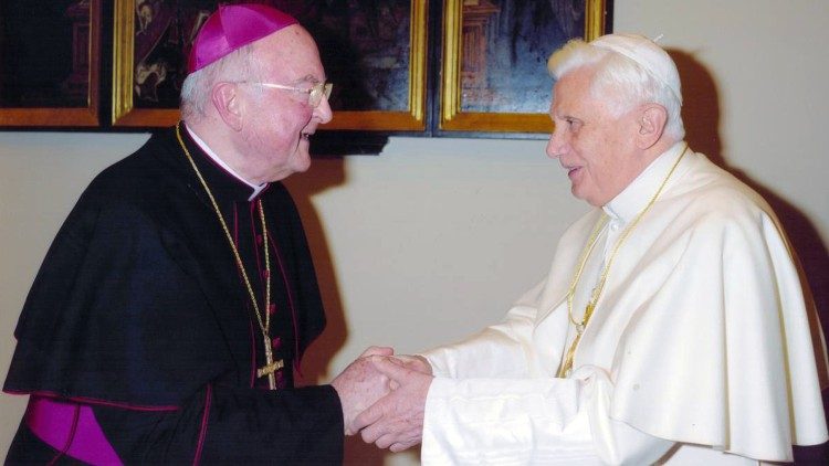 Wilhelm Schraml in Audienz beim damaligen Papst Benedikt XVI. (Archivbild Duschl)