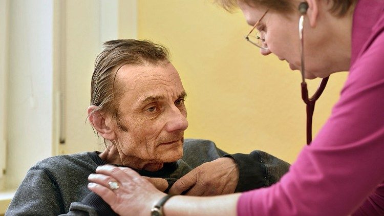 Im Einsatz für Obdachlose: Sr. Maria Goetzens. Fotocredit: Cathia Hecker