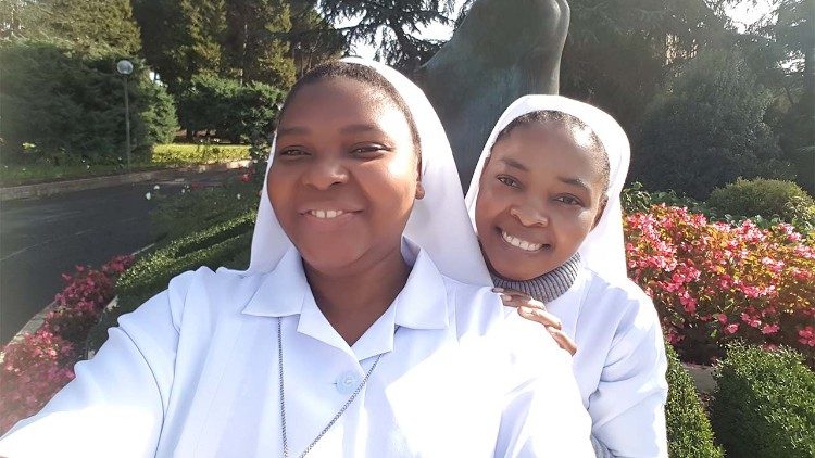 Ir. Graça A. C. Guitate e Ir. Anuarite A. Ambrósio, FCIM (Moçambique)