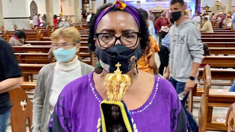 Santa Missa no Santuário de Nossa Senhora do Perpétuo 