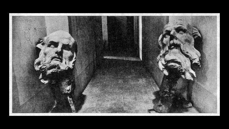 A photo from the 1940s of the two heads of the Fathers of the Church created by Bernini