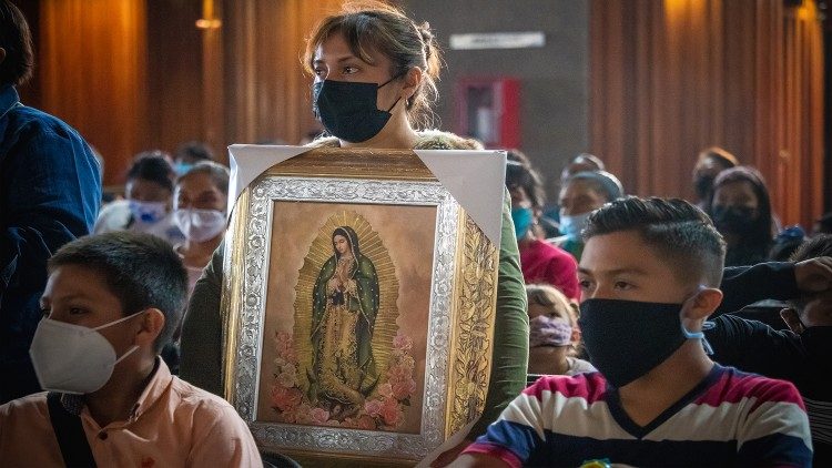 La Messa nel Santuario di Guadalupe per l'apertura dell'Assemblea ecclesiale