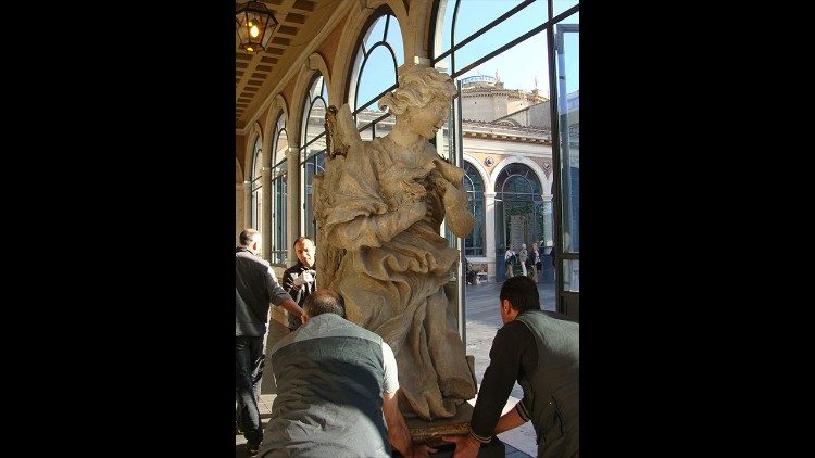 Transporting one of the models for restoration