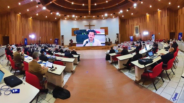 Un momento de los trabajos en la Asamblea Eclesial