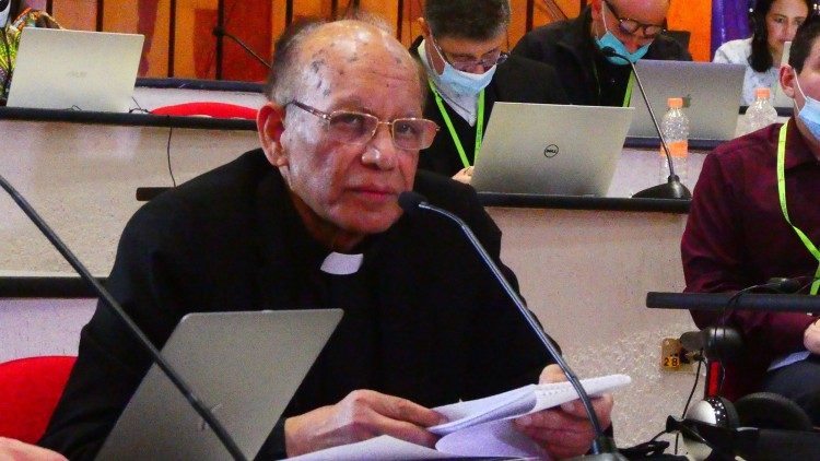Cardeal Gracias na Assembleia Eclesial