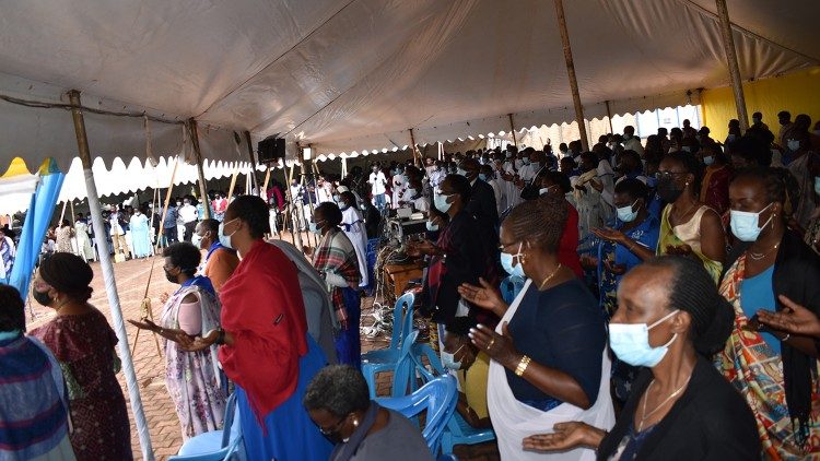 Les participants à la messe