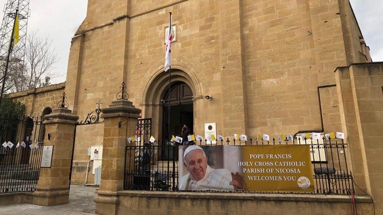 A Igreja Paroquial de Santa Cruz em Nicósia