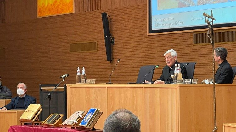 Pe Arturo Sosa SJ na apresentação dos manuscritos nesta sexta-feira
