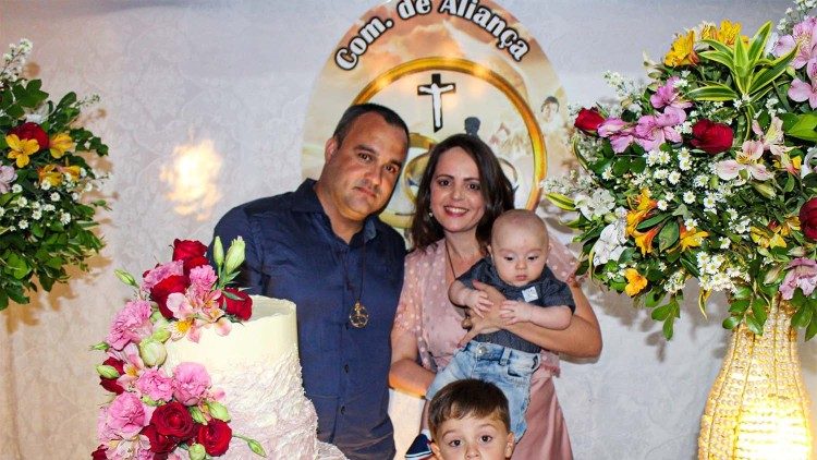 Casal da Comunidade de Aliança Rabi