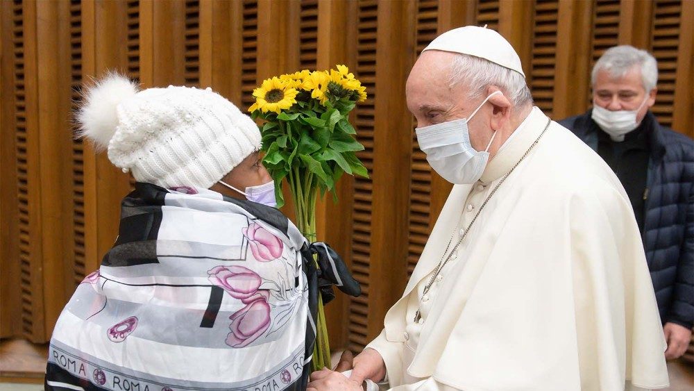 2021.12.17 Girasoli compleanno Papa Francesco