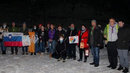 Gli scout riportano in Italia la “Luce della Pace di Betlemme"  per la cura della Terra