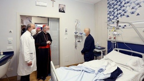 Kardinal Parolin mit Corona infiziert