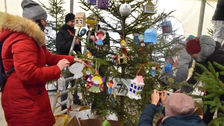 Jasna Góra: konkurs na najpiękniejszą choinkę