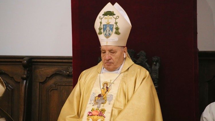 Ukraina: zmarł bp Jan Purwiński 