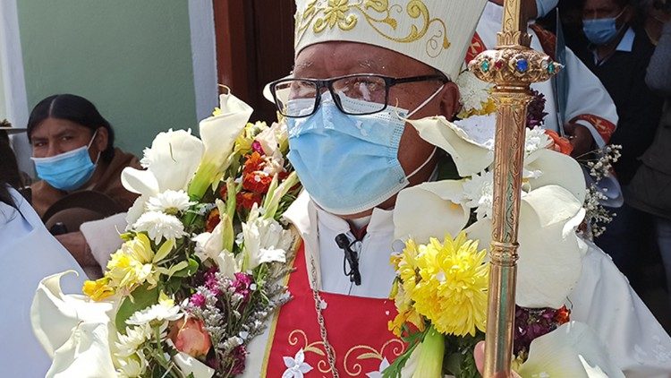  Bolivia. Monseñor Pascual Limachi, obispo de Corocoro