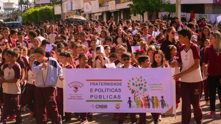 Alunos do Colégio Padre Viana 