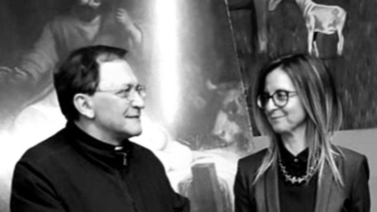 Don Fausto Resmini a riaditeľka bergamskej väznice Teresa Mazzotta