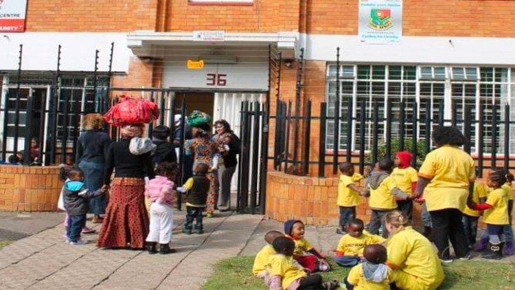 Casa Acolhimento a famílias e refugiados 'Bienvenu Shelter' (África do Sul)