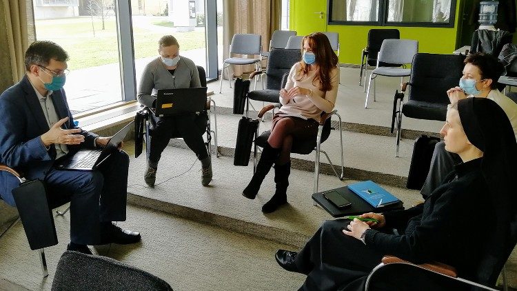 Під час стратегічної сесії Центру гідності дитини