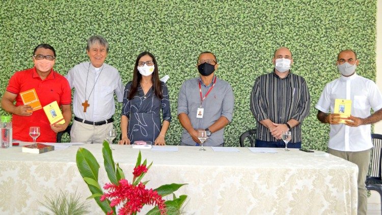 Coletiva de Imprensa