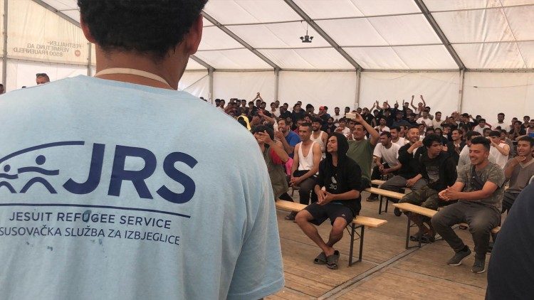 Animazione per i profughi gestita dal Jrs