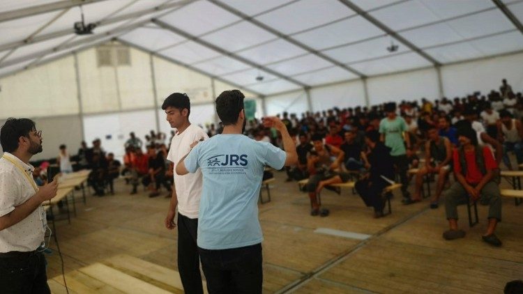 Animazione per i profughi gestita dal Jrs