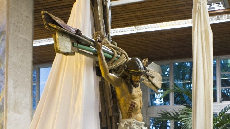 Tafakari ya Neno la Mungu Jumapili ya 13 ya Kipindi cha Mwaka B wa Kanisa: Mateso na mahangaiko ya mwanadamu yanapata jibu lake katika Fumbo la Msalaba.