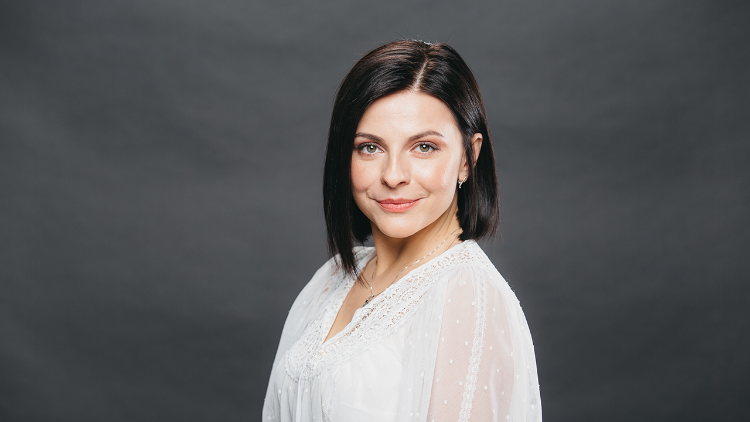 Співачка Оксана Муха