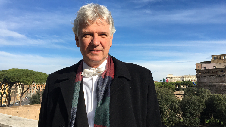 L'ambassadeur de Suisse près le Saint-Siège, Denis Knobel.