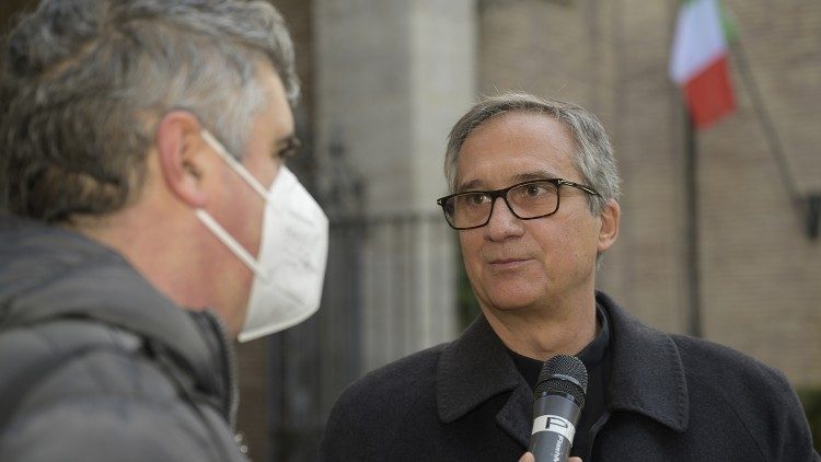 Mons. Dario Edoardo Viganò (archivio) 