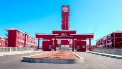 Universidade-de-Cabo-VerdeAEM.jpg