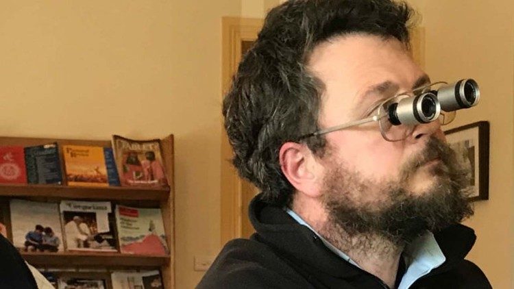 Justin Glyn hat von Geburt an Sehschwierigkeiten