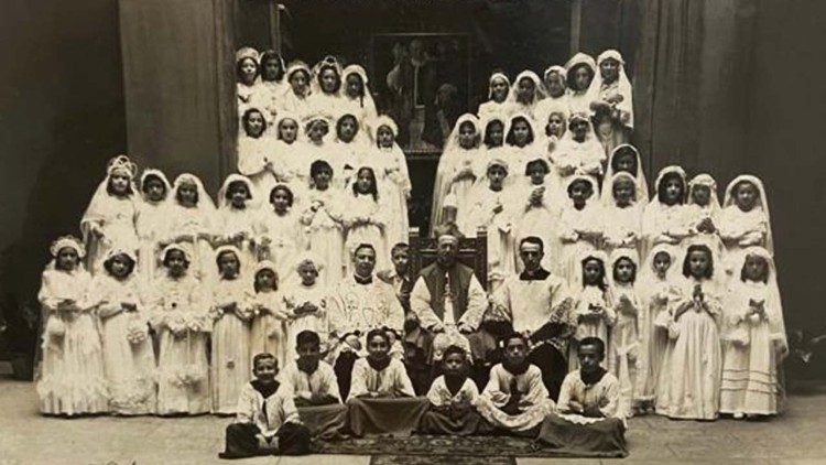 Una immagine della parrocchia del 1943