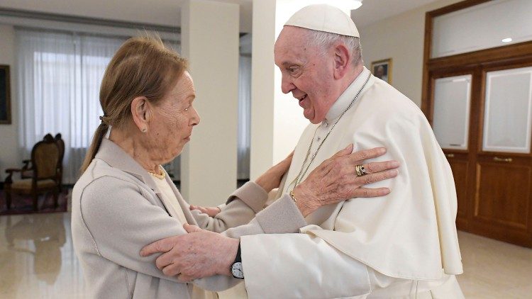 Papa Francesco e Edith Bruck a Santa Marta