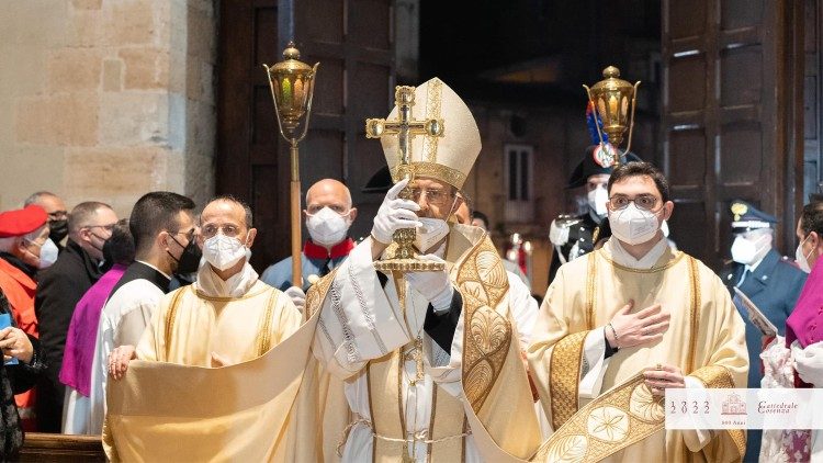 Apertura de la Puerta Santa del Año Jubilar por los 800 años de la Catedral de Cosenza