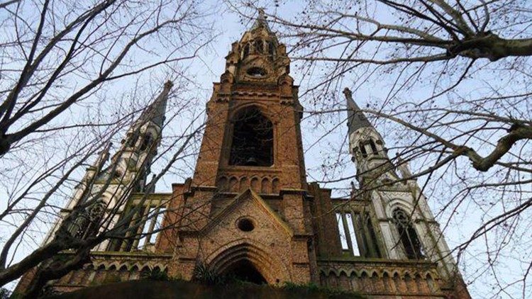 O santuário de Nossa Senhora de Lourdes, em Buenos Aires