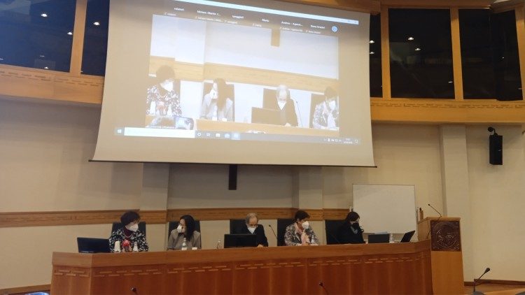 La conferenza stampa di presentazione “Donne Dottori della Chiesa e Patrone d’Europa in dialogo con il mondo d’oggi” alla Pontificia Università Urbaniana