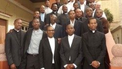 Foto-Sacerdotes-Cabo-Verde-copy--rsz.jpg