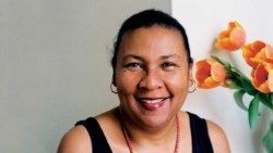 bell-hooks-copy--rsz.jpg