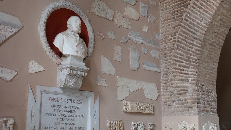 Buste de Giovanni Battista De Rossi (1822-1894) dans les catacombes de San Callisto, à Rome
