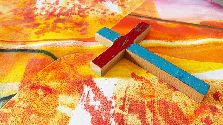 Mateso tuyapatayo kwa kuwa tuko upande wa Mungu yanatupatia wokovu wa uzima wa milele kwani ni sawa na Msalaba wa Yesu Kristo ambao kwao wokovu wetu umetundikwa juu yake. 