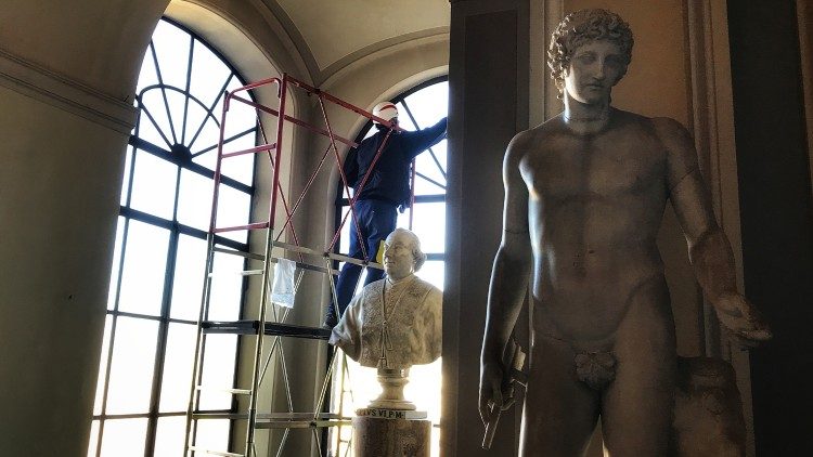 Cleaning the Vatican Museums