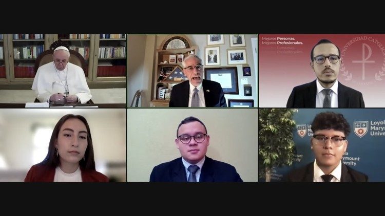 O Papa em diálogo com os estudantes universitários do Norte, Sul e América Central