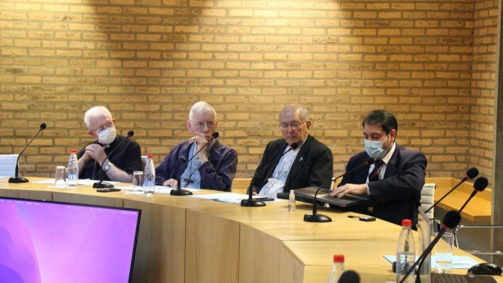 Foto de arquivo: Bispos da Conferência Episcopal Paraguaia (CEP) reunidos em sua Assembleia Geral